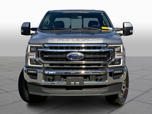 Used 2020 Ford F250 Lariat w/ Lariat Ultimate Package AWD/4WD image 4