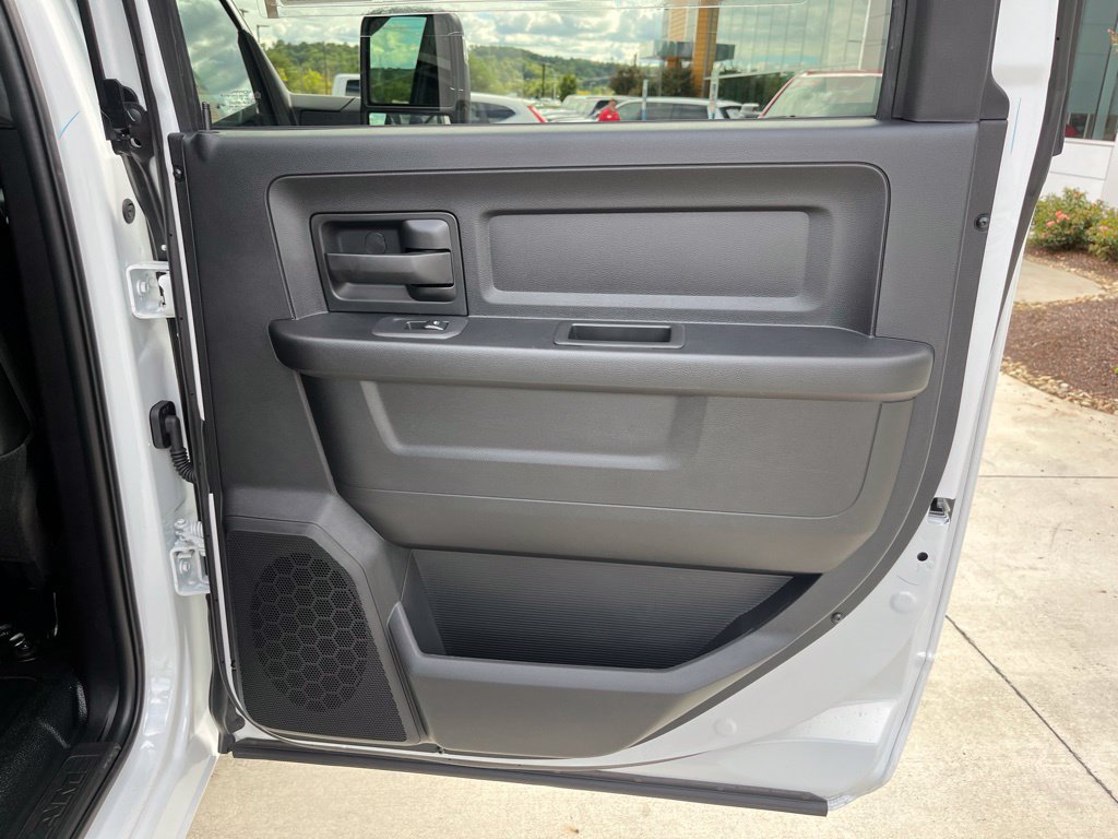 New 2027 RAM 5500 Tradesman AWD/4WD image 24