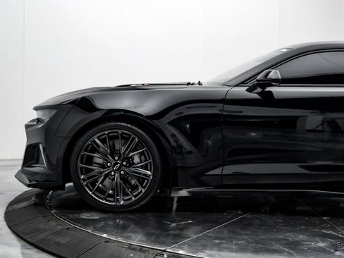 Used 2021 Chevrolet Camaro ZL1 image 9