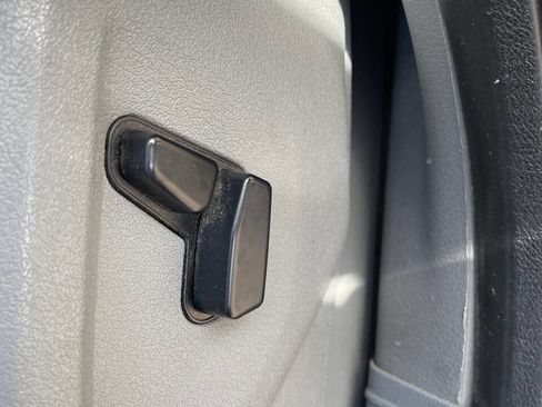 Used 2007 Jeep Grand Cherokee Laredo image 15