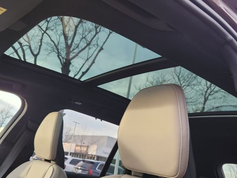 New 2026 Volvo XC90 B6 Ultra w/ Lounge Package image 14