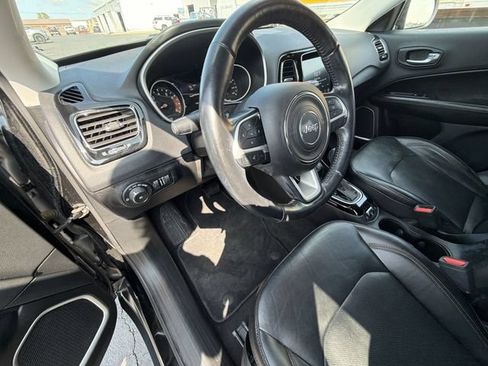 Used 2020 Jeep Compass Limited AWD/4WD image 10