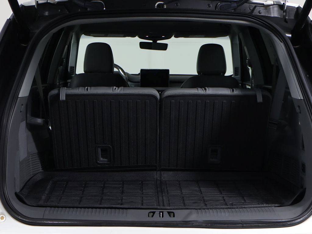 Used 2021 Lincoln Aviator Reserve RWD image 22