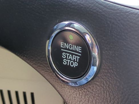 Used 2022 Ford Edge Titanium w/ Equipment Group 301A image 21