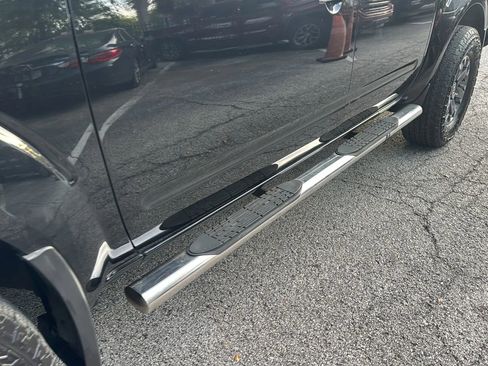 Used 2020 Nissan Frontier PRO-4X w/ Pro-4x Utility Package image 37