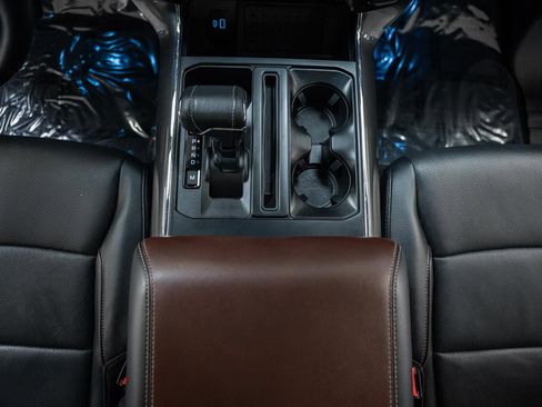 Certified 2023 Ford F150 Lariat w/ Equipment Group 502A High image 36