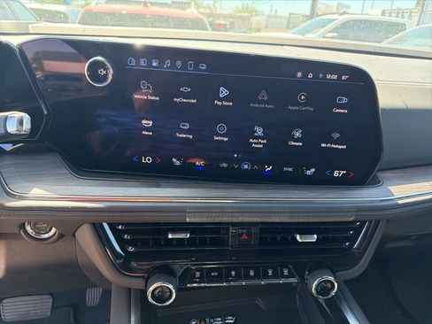 Used 2025 Chevrolet Tahoe LT image 31