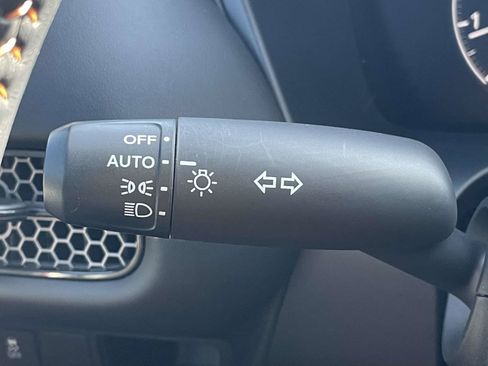 Used 2025 Honda HR-V Sport image 23