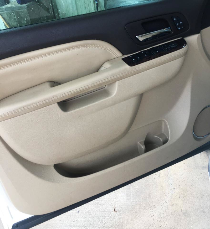 Used 2012 GMC Yukon XL Denali RWD image 13