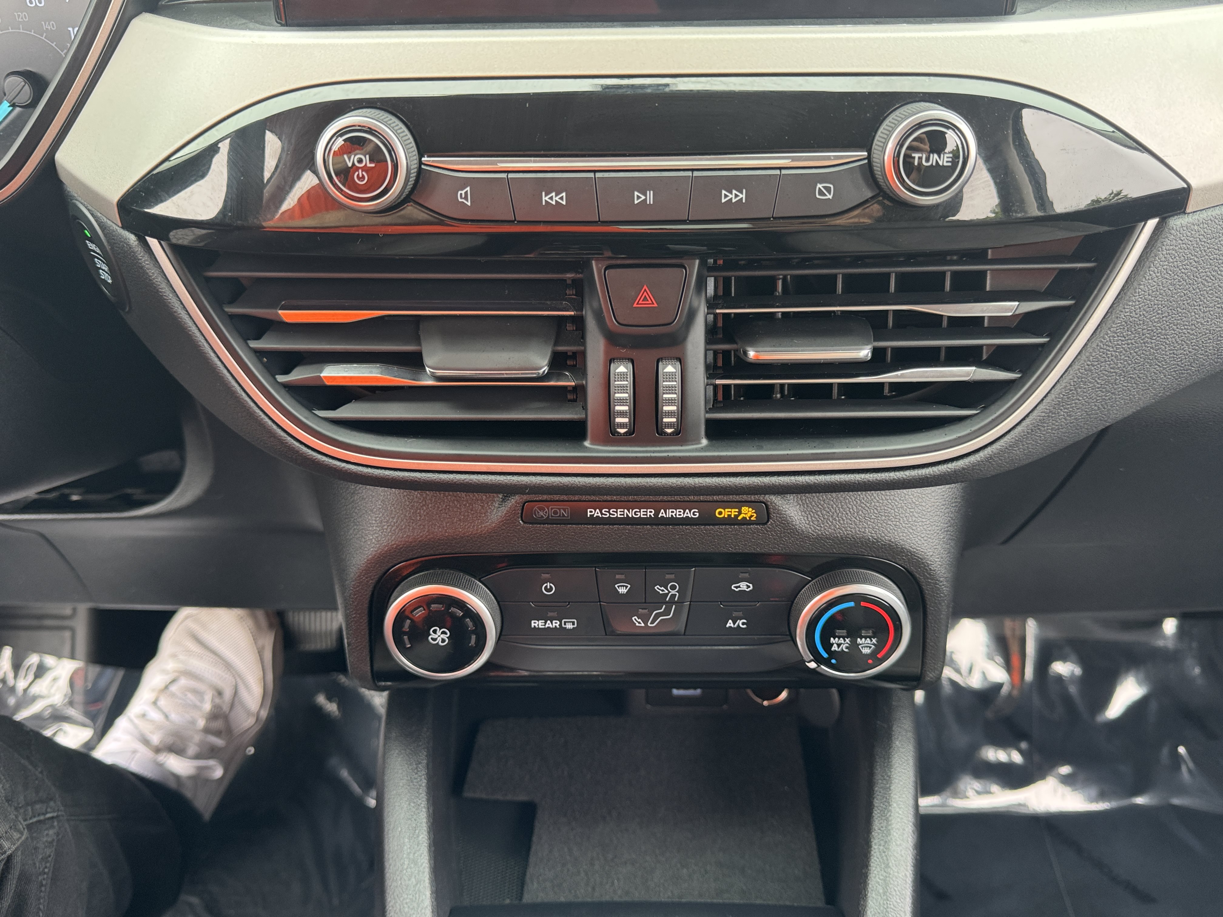 Used 2021 Ford Escape SE AWD/4WD image 25