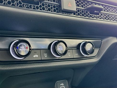 Used 2025 Honda HR-V LX image 10