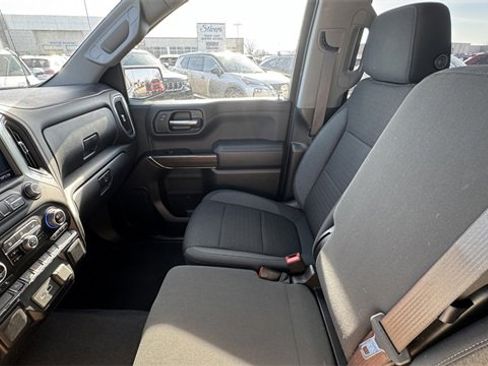 Used 2022 Chevrolet Silverado 1500 LT image 31