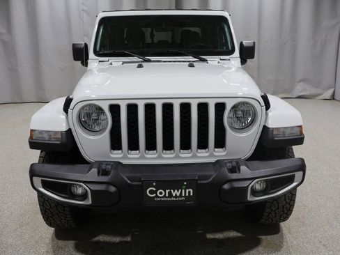 Used 2021 Jeep Gladiator Overland AWD/4WD image 7