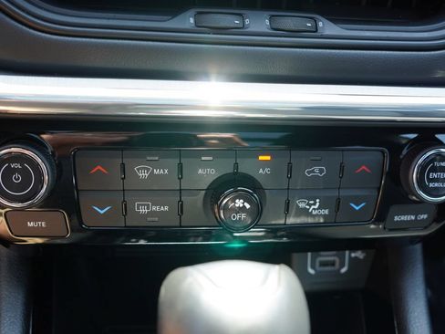 Certified 2022 Jeep Compass High Altitude AWD/4WD image 30