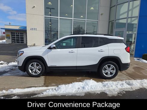 Used 2021 GMC Terrain SLE w/ Driver Convenience Package image 7