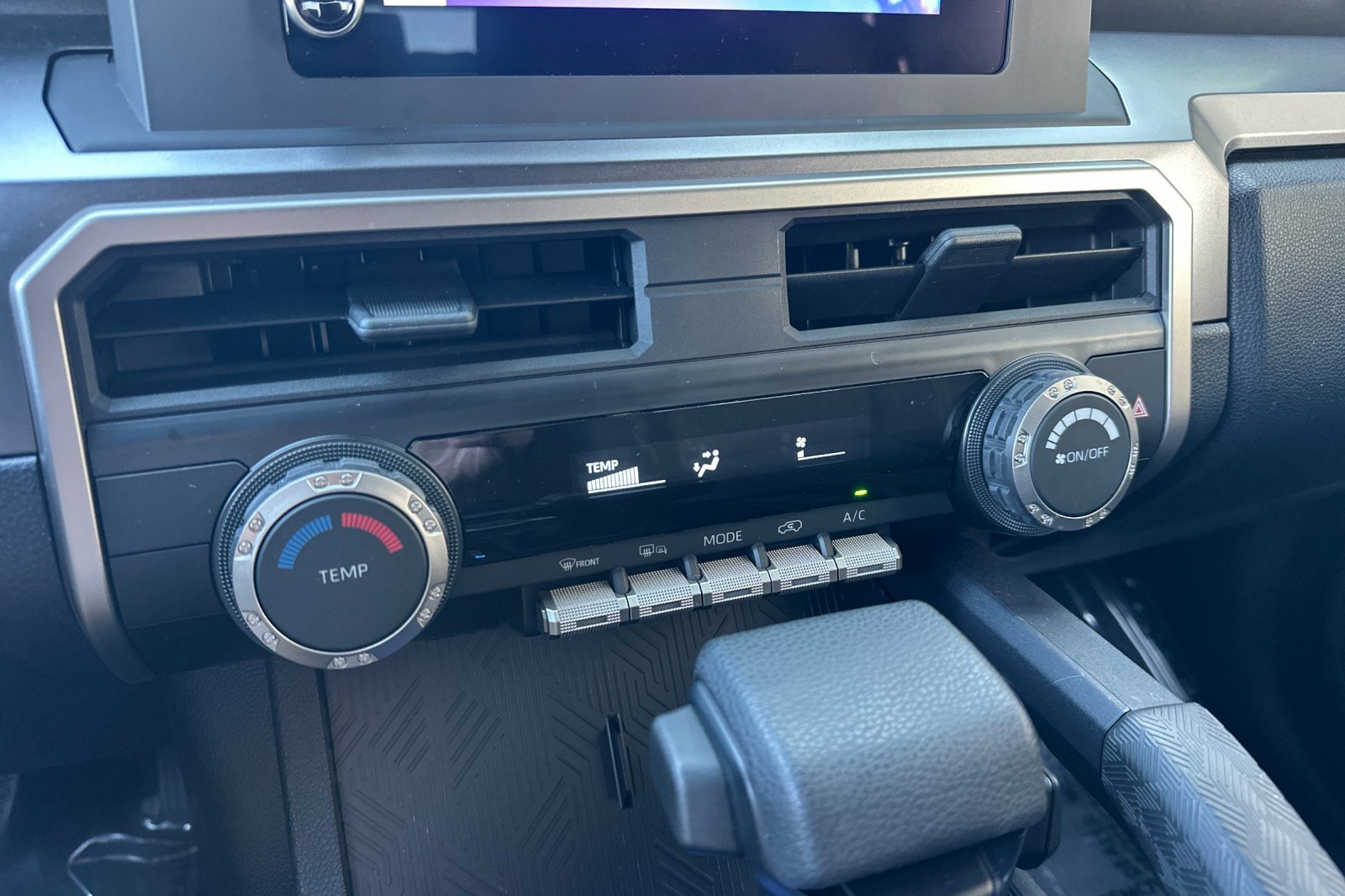 Certified 2026 Toyota 4Runner SR5 RWD image 29