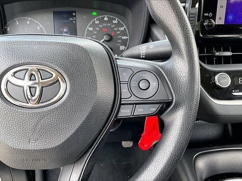 Used 2024 Toyota Corolla LE image 11