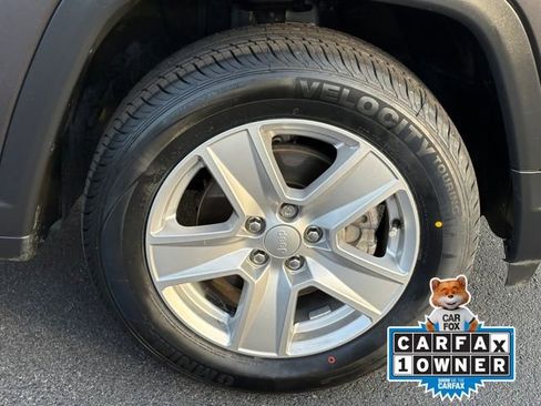 Used 2022 Jeep Compass Latitude image 26