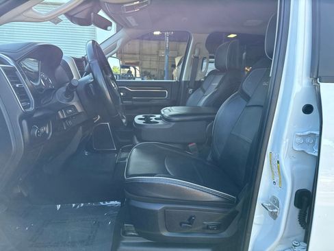 Used 2024 RAM 2500 Laramie w/ Safety Group AWD/4WD image 9