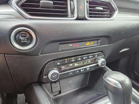 Used 2019 MAZDA CX-5 Touring FWD image 22