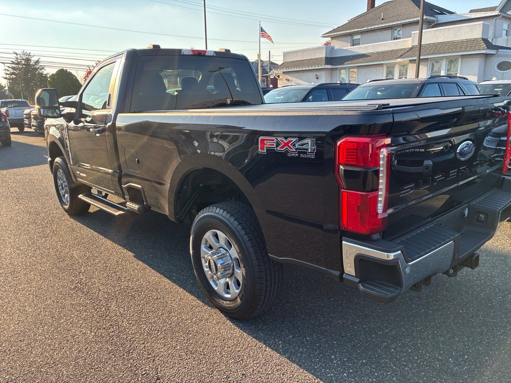 Used 2023 Ford F350 XLT w/ 360-Degree Camera Package AWD/4WD image 8