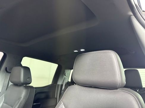 Used 2019 Chevrolet Silverado 1500 LTZ w/ LTZ Convenience Package image 12