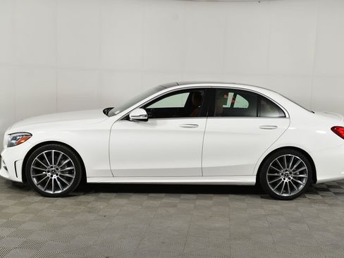 Used 2019 Mercedes-Benz C 300 4MATIC Sedan image 2