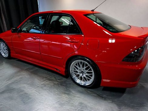 Used 2002 Lexus IS 300 image 6