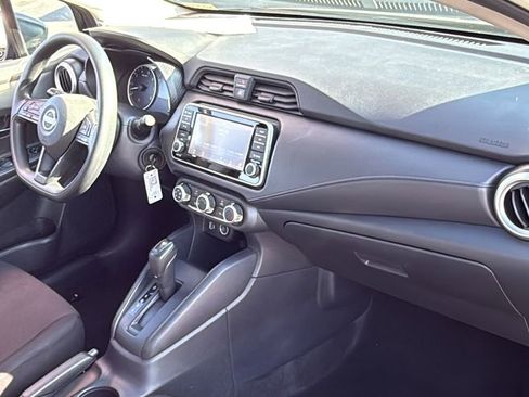 Used 2023 Nissan Versa S w/ Trunk Package image 31