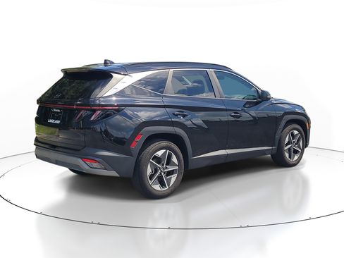 Used 2025 Hyundai Tucson SEL FWD image 7