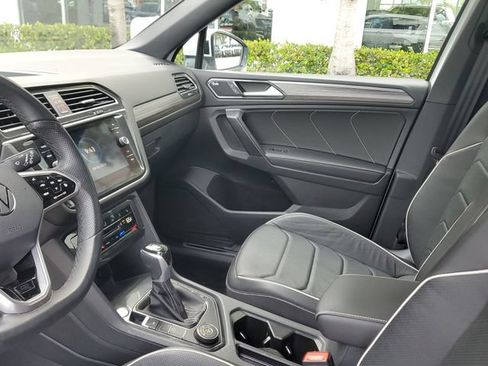 Used 2024 Volkswagen Tiguan SEL R-Line AWD/4WD image 23
