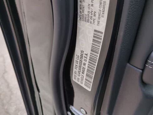 New 2025 Jeep Grand Cherokee L Limited w/ Luxury Tech Group II image 39