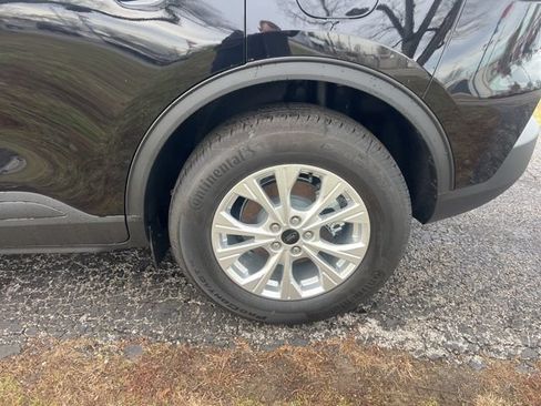 New 2026 Ford Escape Active w/ Cold Weather Package AWD/4WD image 12