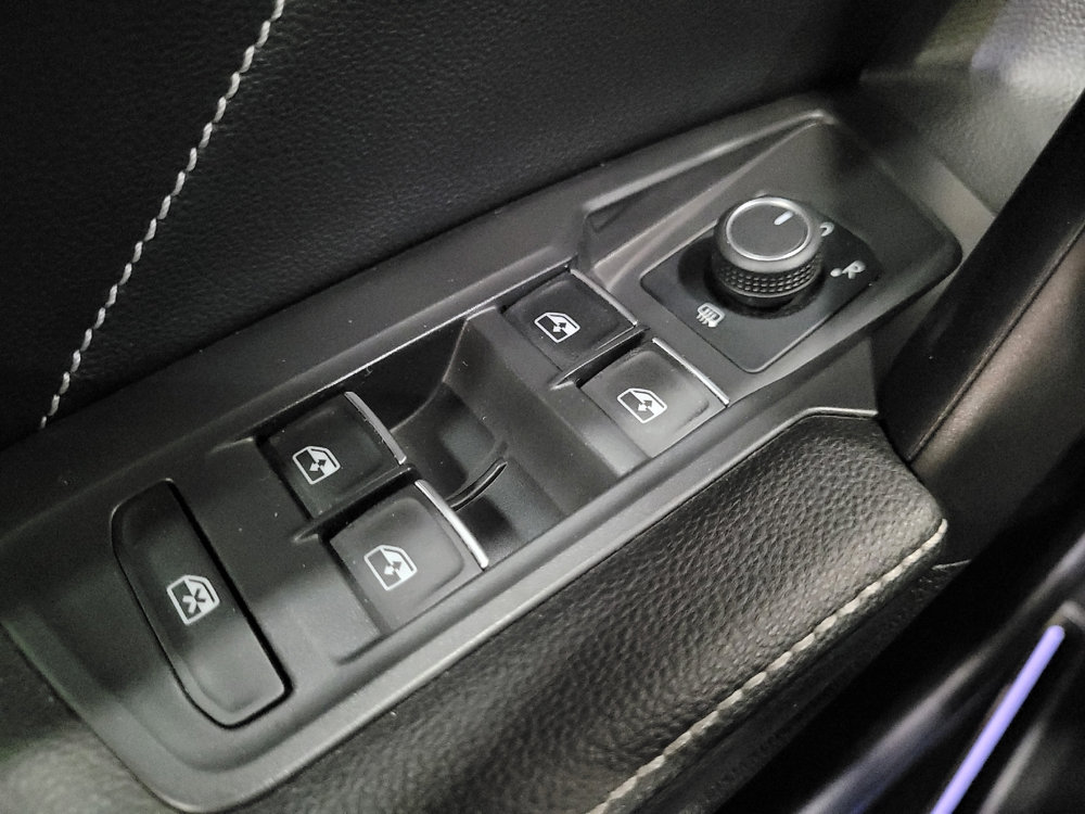 Used 2022 Volkswagen Tiguan SE R-Line AWD/4WD image 27