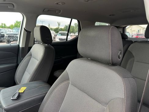 Used 2021 Chevrolet Traverse LT AWD/4WD image 3