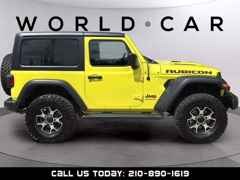 Used 2022 Jeep Wrangler Rubicon w/ Cold Weather Group AWD/4WD image 4