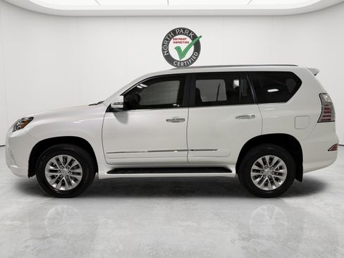 Used 2018 Lexus GX 460 Premium AWD/4WD image 2