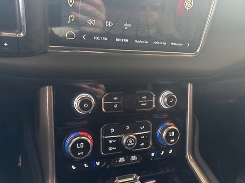Used 2023 GMC Yukon XL Denali w/ LPO, Floor Liner Package AWD/4WD image 14