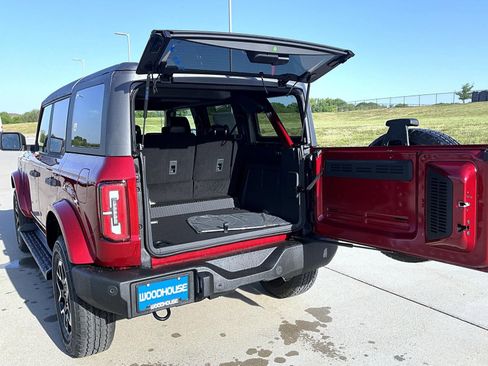 New 2026 Ford Bronco Outer Banks AWD/4WD image 15