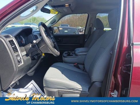 Used 2017 RAM 1500 Express AWD/4WD image 13