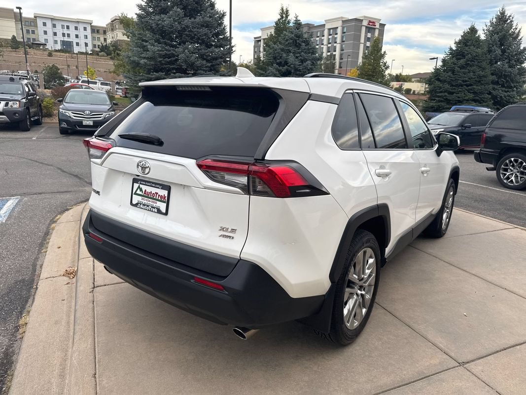 Used 2019 Toyota RAV4 XLE Premium w/ Advanced Technology Package AWD/4WD image 7