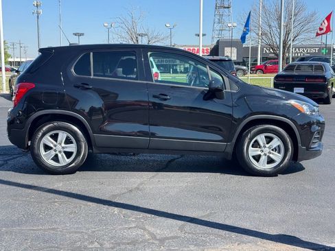 Used 2020 Chevrolet Trax LS w/ Tint and Cruise Package image 4