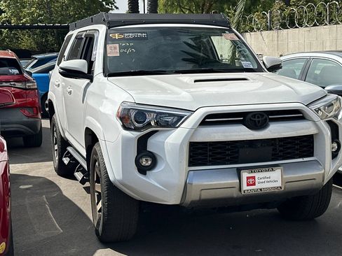 Used 2023 Toyota 4Runner TRD Off-Road Premium w/ Off Road Premium Plus Package AWD/4WD image 2