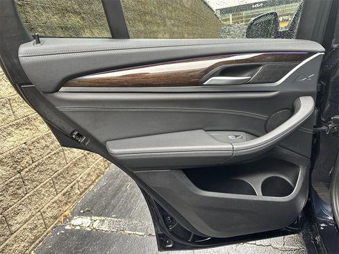 Used 2021 BMW X3 M40i w/ Executive Package image 22