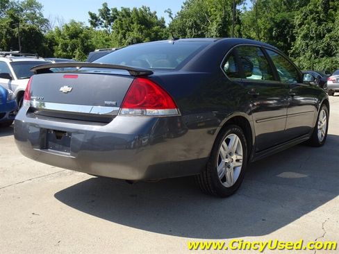 Used 2011 Chevrolet Impala LT w/ Luxury Edition Package FWD image 6