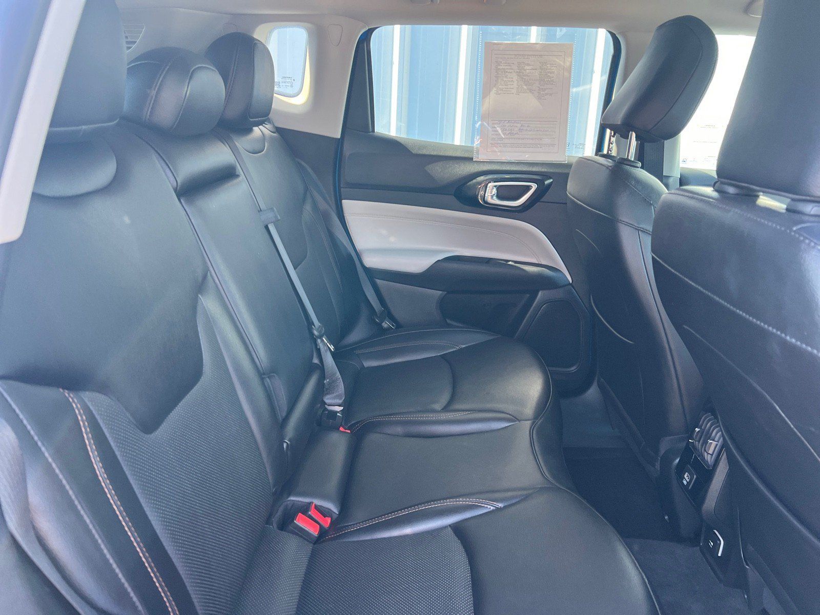 Used 2022 Jeep Compass Limited AWD/4WD image 24