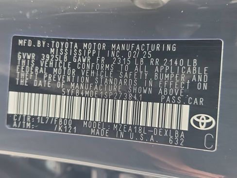 Used 2025 Toyota Corolla LE FWD image 25