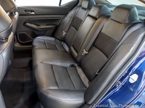 Used 2022 Nissan Altima 2.5 SR FWD image 16