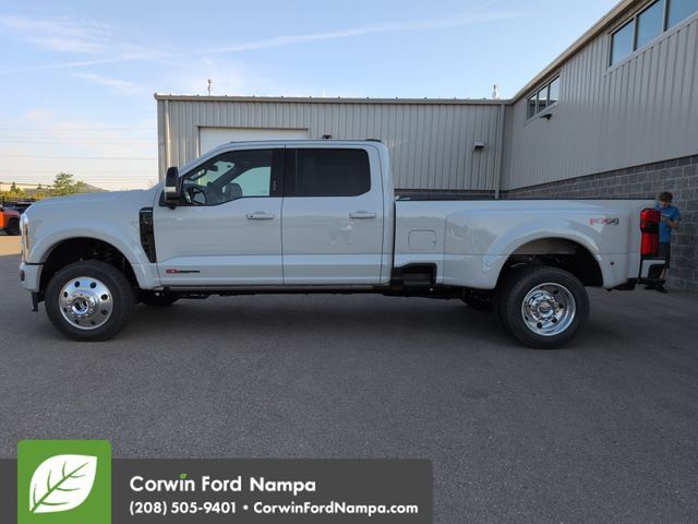 New 2026 Ford F450 Platinum w/ FX4 Off-Road Package AWD/4WD image 6