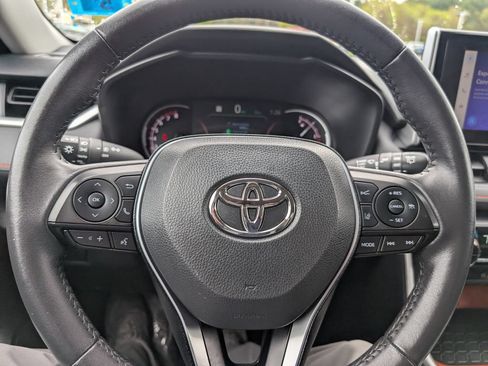 Used 2024 Toyota RAV4 Adventure AWD/4WD image 24